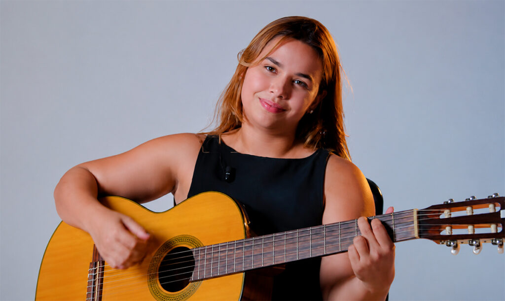 Definida atriz que vai interpretar Marília Mendonça no cinema