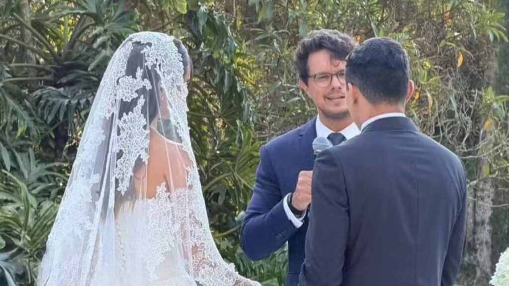 Felipe Araújo e Lara Prado se casam em cerimônia luxuosa no interior de São Paulo
